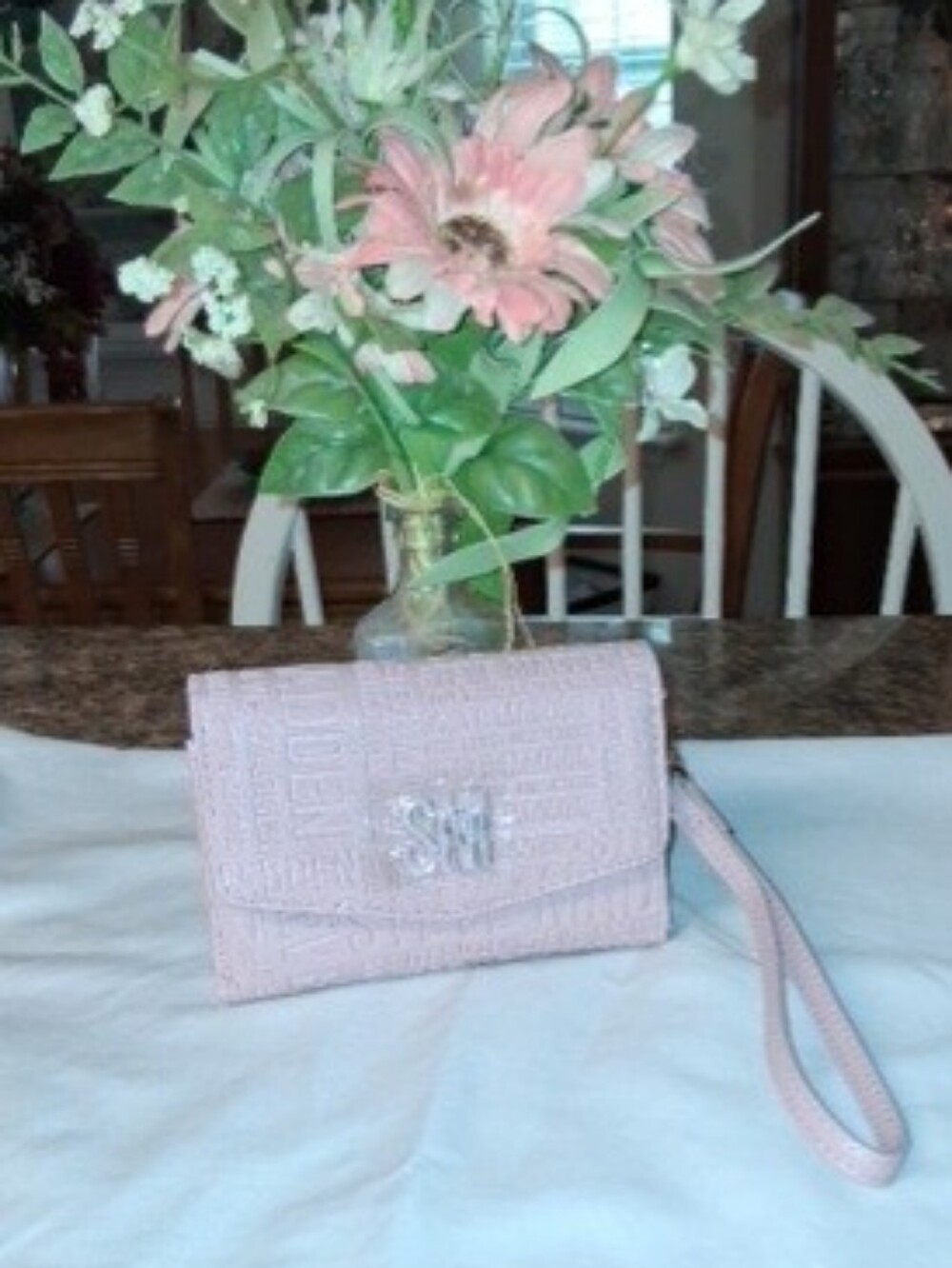 Steve Madden NWOT- Pink Wristlet Wallet